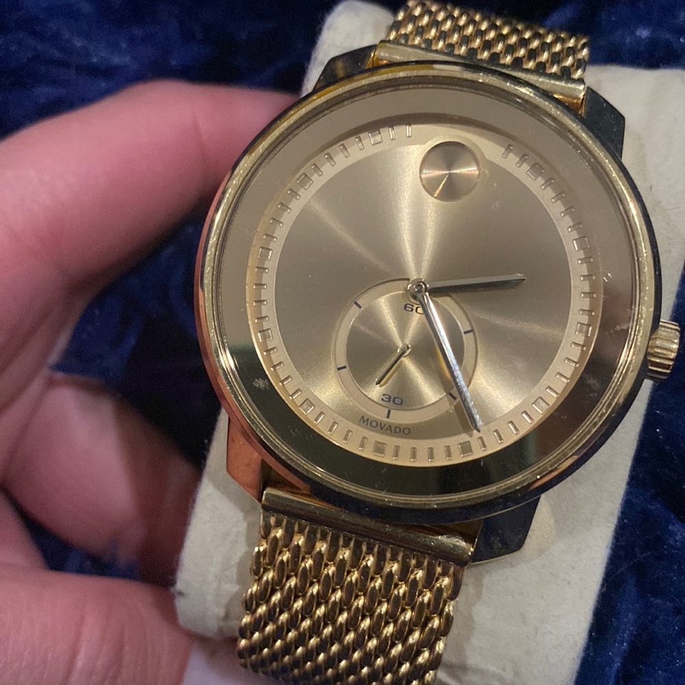 Girls watch